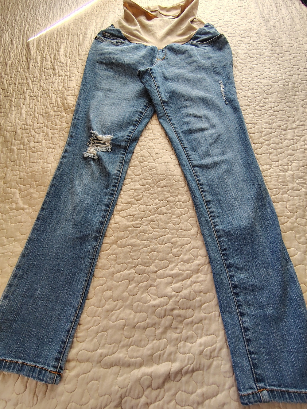 Celebrity Pink Secret Fit Belly Distressed Maternity Jeans Size M